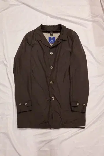 FEDELI 나일론 코트 사이즈 48