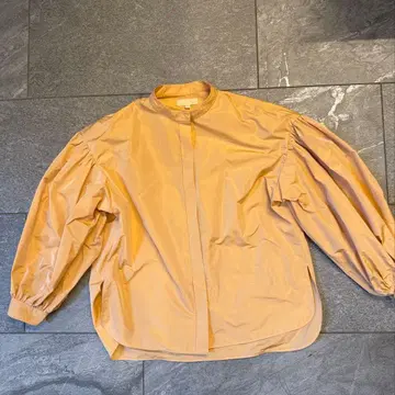 드로어 벌룬 슬리브 블라우스 36