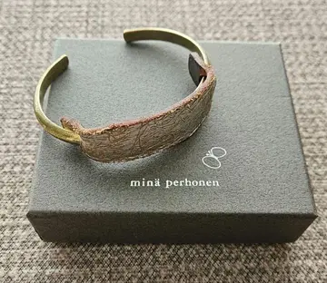 미나 페르호넨 가죽 뱅글