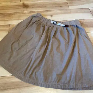 그라미치 플레어 스커트 베이지 사이즈 F