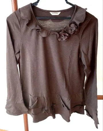 잉게보그 브라운 긴팔 티셔츠 M 사이즈