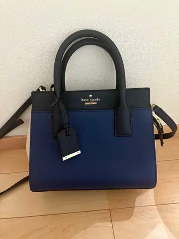케이트 스페이드 네이비 숄더백
