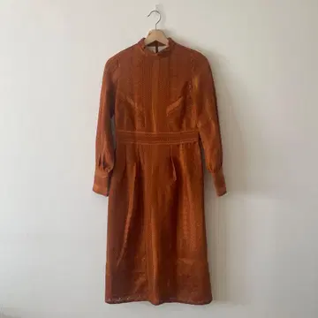 오렌지 긴팔 원피스 유나이티드 도쿄