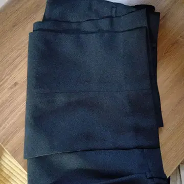 블랙 폴리에스테르 슬랙스