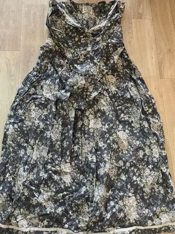 로라 애슐리 꽃무늬 세일러 원피스