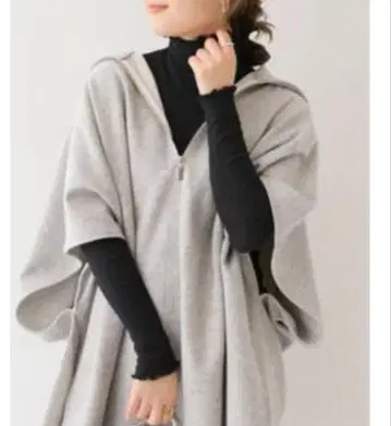 미사용 새상품 슬로브 이에나 리브 터틀 티셔츠