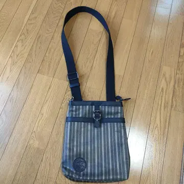 HUNTING WORLD 스트라이프 숄더백