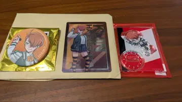 비질란테 라운드 원 하치스카 큐인 캔뱃지 메탈 카드 아크릴 스탠드