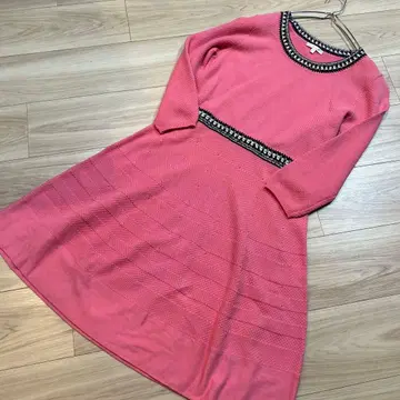 새상품급 폴카 코튼 니트 원피스 M 트위드풍 뜨개질 핑크