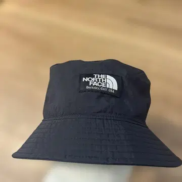 [ 컨디션 최상 ] THE NORTH FACE 블랙 버킷햇 사이즈 L