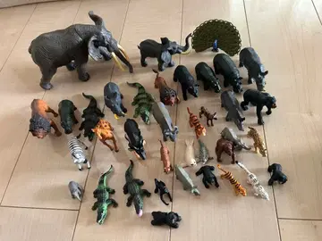 동물 피규어 세트