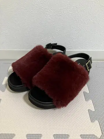 키다리 아저씨 샌들