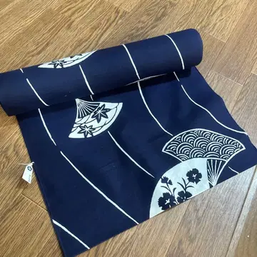 미사용 새상품 쇼와 레트로 옷감 기모노 유카타 네이비 화이트