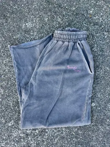 Younger Song 스웨트 팬츠