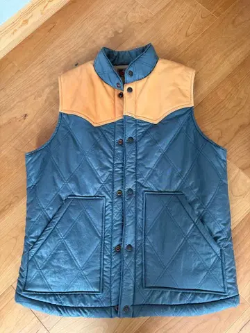 Deluxe 퀼팅 베스트 L 사이즈 파랑/베이지