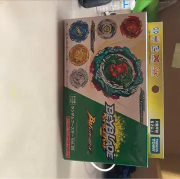 베이블레이드 버스트 랜덤 부스터 드라이거 V2 OvWd'