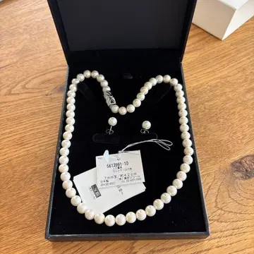 PETITSOIR 펄 목걸이와 귀찌 세트