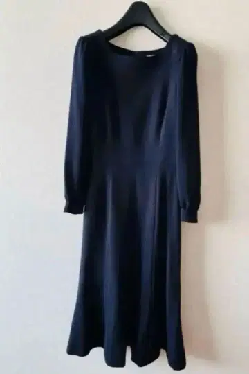 STRAWBERRY FIELDS 네이비 네이비 컬러 롱 원피스