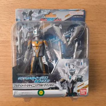 얼티밋 샤이닝 울트라맨 제로 액션 피규어 BANDAI