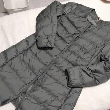 UNIQLO 울트라 라이트 다운 M 사이즈 다운 자켓