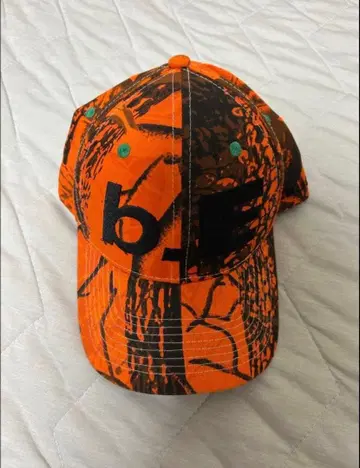 새상품급 정품 b.eautiful 오렌지 카모플라쥬 캡