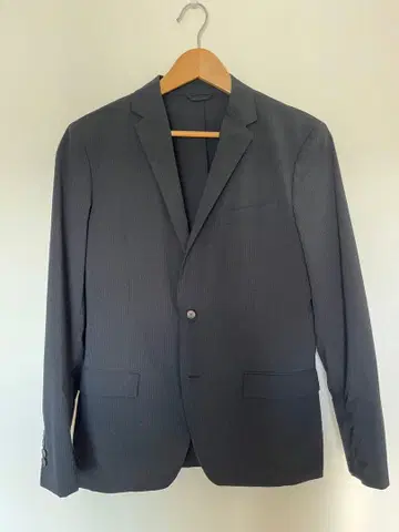 Calvin Klein 다크 그레이 스트라이프 비즈니스 자켓