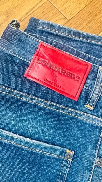DSQUARED2 데미지 가공 데님
