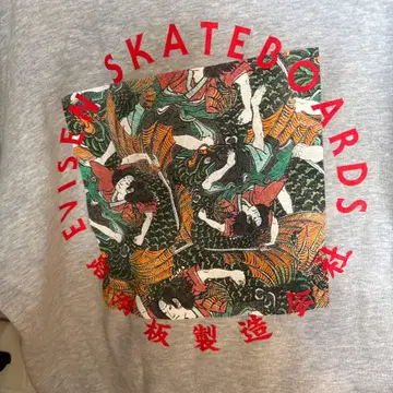 EVISEN SKATEBOARDS 그레이 후드 부착 맨투맨