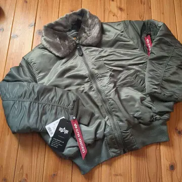 [ 새상품 ] ALPHA INDUSTRIES 밀리터리 자켓 올리브 그린