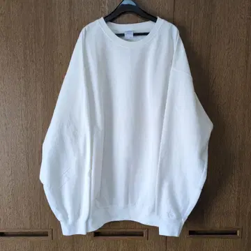 [ 새상품급 수입 구제 의류 ] [ PORT ] 화이트 맨투맨