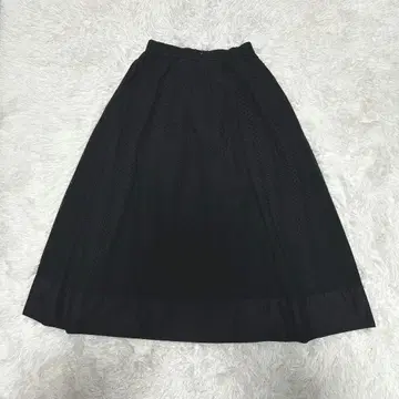 그레이스 클래스 레이스 자수 턱 플레어 스커트 블랙 36 사이즈 코튼