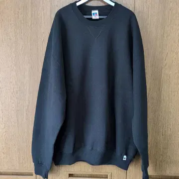 [ 컨디션 최상 수입 구제 의류 ] [ RUSSELL ] 블랙 맨투맨