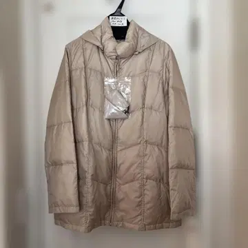 새상품 레나운 BAY HILL CLUB & LODGE 다운 자켓