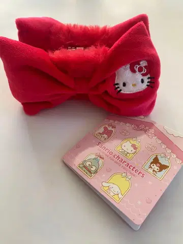 헬로키티 리본형 헤어 액세서리 빨간색 리본 반스 클립