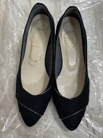 메탈 루즈 펌프스