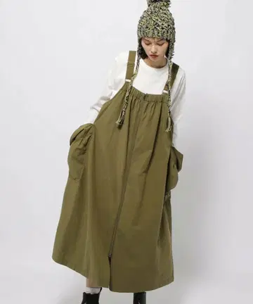 니코앤드 niko and 포켓 ZIP 오버롤 스커트 카키 L 새상품