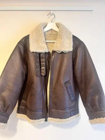 Ungrid 무스탕 코트 브라운