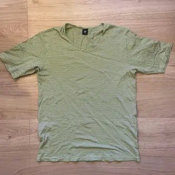 스트라이프 반팔 티셔츠 그린과 화이트