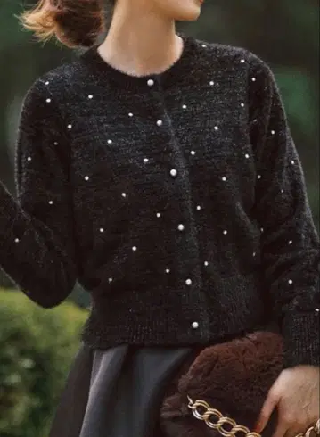 JUSGLITTY 펄 장식 복슬복슬 니트 가디건