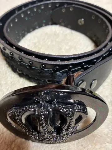 블랙 가죽 벨트 왕관 버클