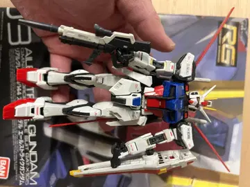 조립 완료 RG 1/144 에일 스트라이크 건담
