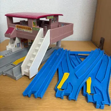 J-25 플라키즈 교상역