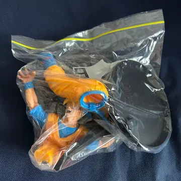 드래곤볼 손오공 액션 피규어