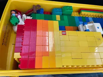 LEGO 블록 세트와 미니 피규어