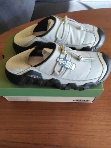 KEEN 하이파워 크러쉬 백 슬립온