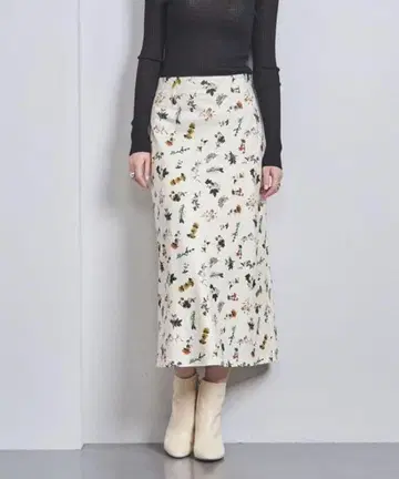 Unitedarrows 보타니컬 세미 플레어 스커트 38
