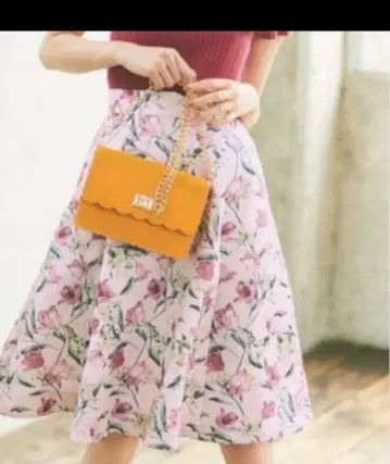 아푸와이저 리셰 핑크 플라워 프린트 플레어 스커트