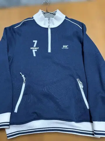 hellyhansen 하프 지퍼 맨투맨