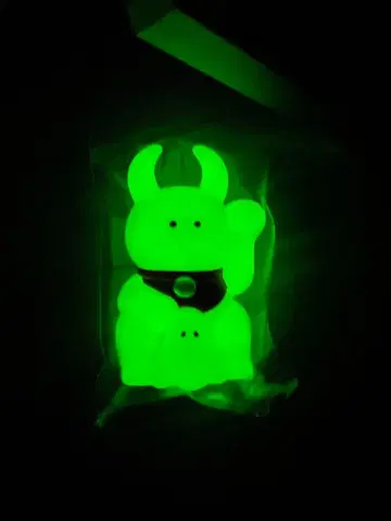 우아모우 소프트 비닐 피규어 리얼 헤드 축광