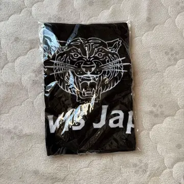 Travis Japan 트라쟈 월드 투어 와루츠 타월